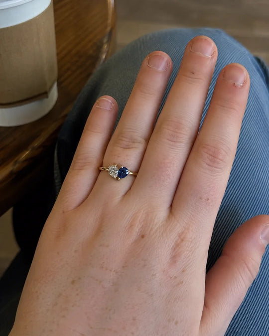 Customer wearing the Cordelia Ring