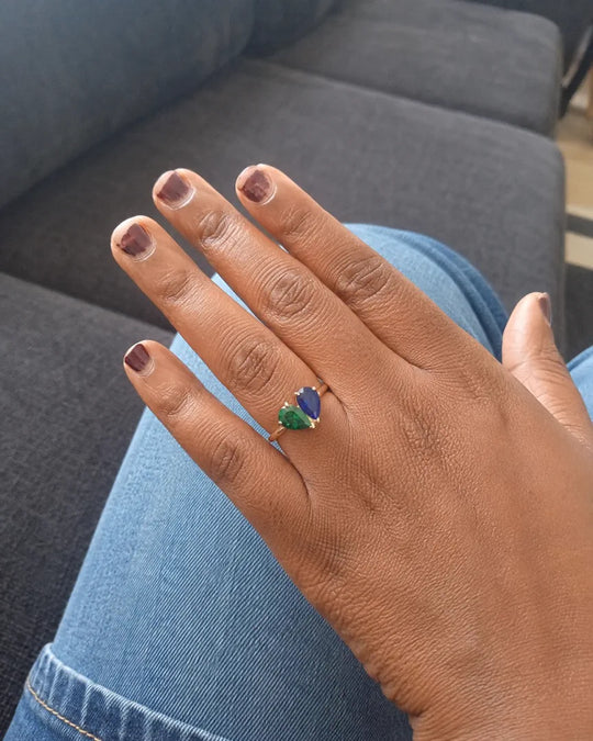Customer wearing the Cordelia Ring