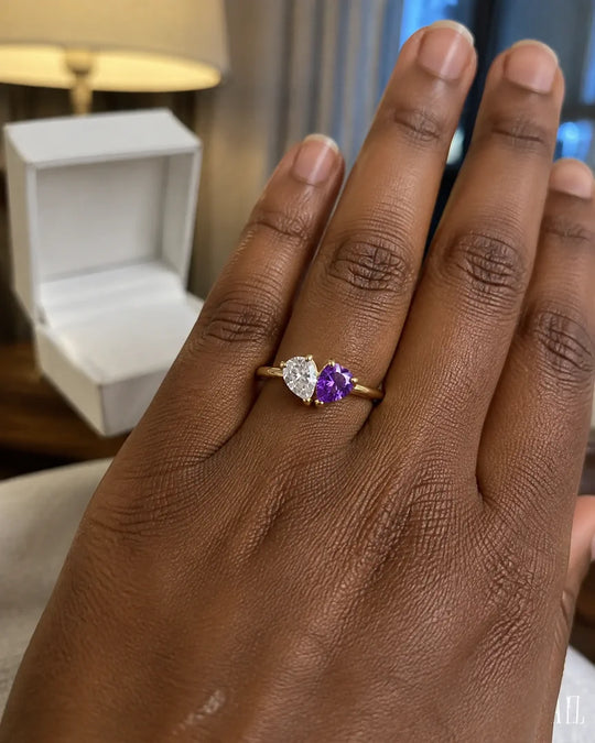 Customer wearing the Cordelia Ring